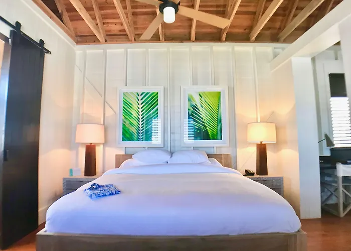 Resort Mahogany Bay And Club, Curio Collection 4*