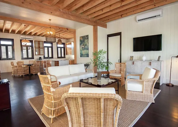 Resort Mahogany Bay And Club, Curio Collection 4*
