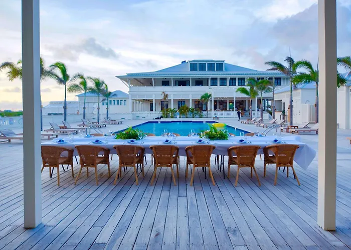 Mahogany Bay And Club, Curio Collection Resort San Pedro (Ambergris Caye)