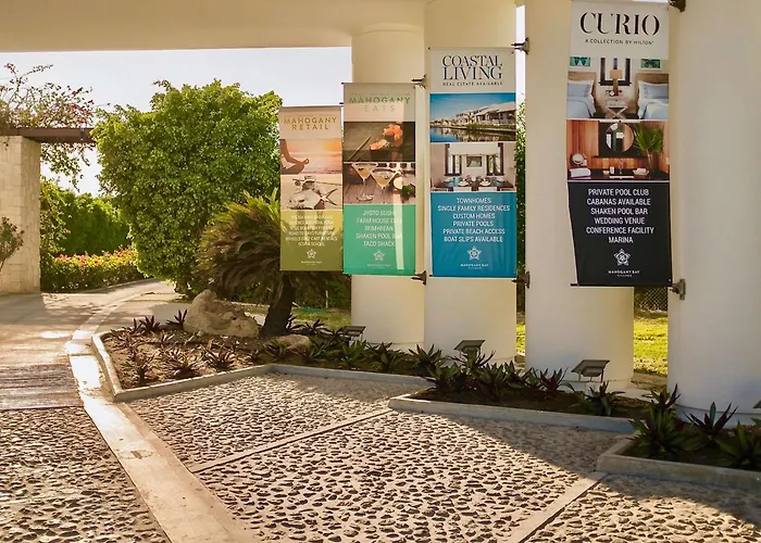 Mahogany Bay And Club, Curio Collection