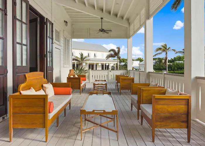 Mahogany Bay And Club, Curio Collection Resort