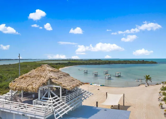 Mahogany Bay And Club, Curio Collection