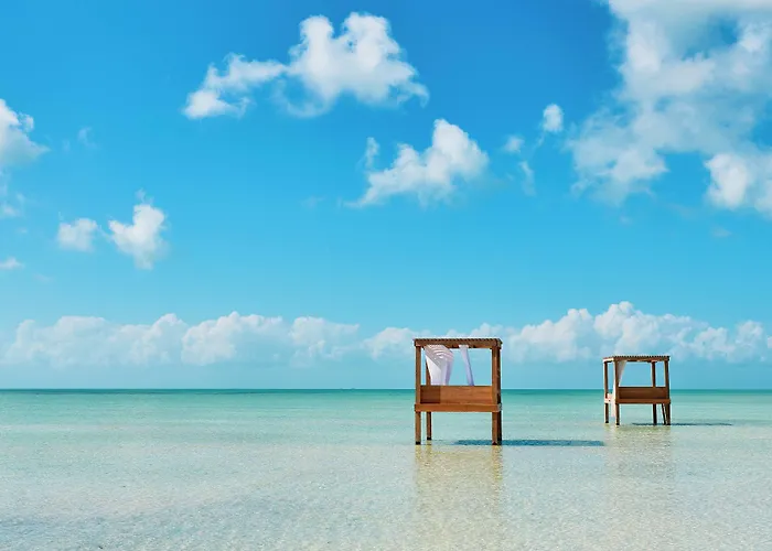 Mahogany Bay And Club, Curio Collection Resort 4*